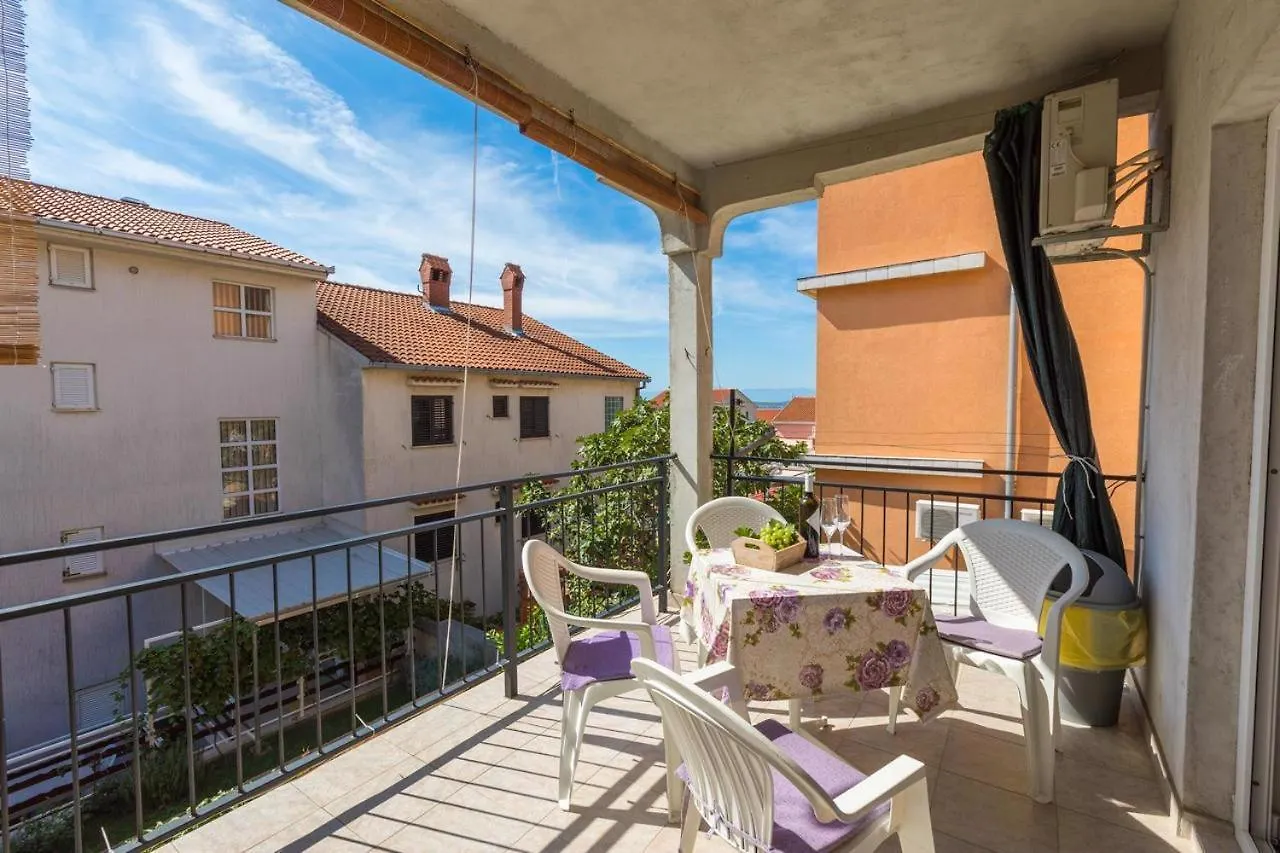 One-Bedroom Apartment In Crikvenica Lxxv 0*,
